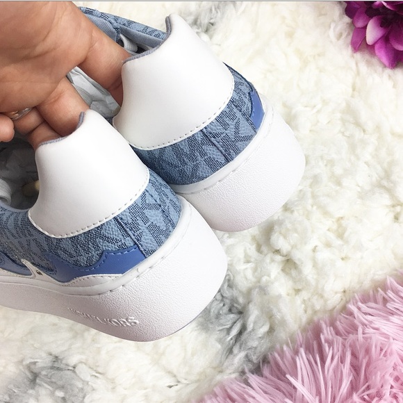 SALE Michael Kors Poppy Lace Up Sneakers - Picture 5 of 7